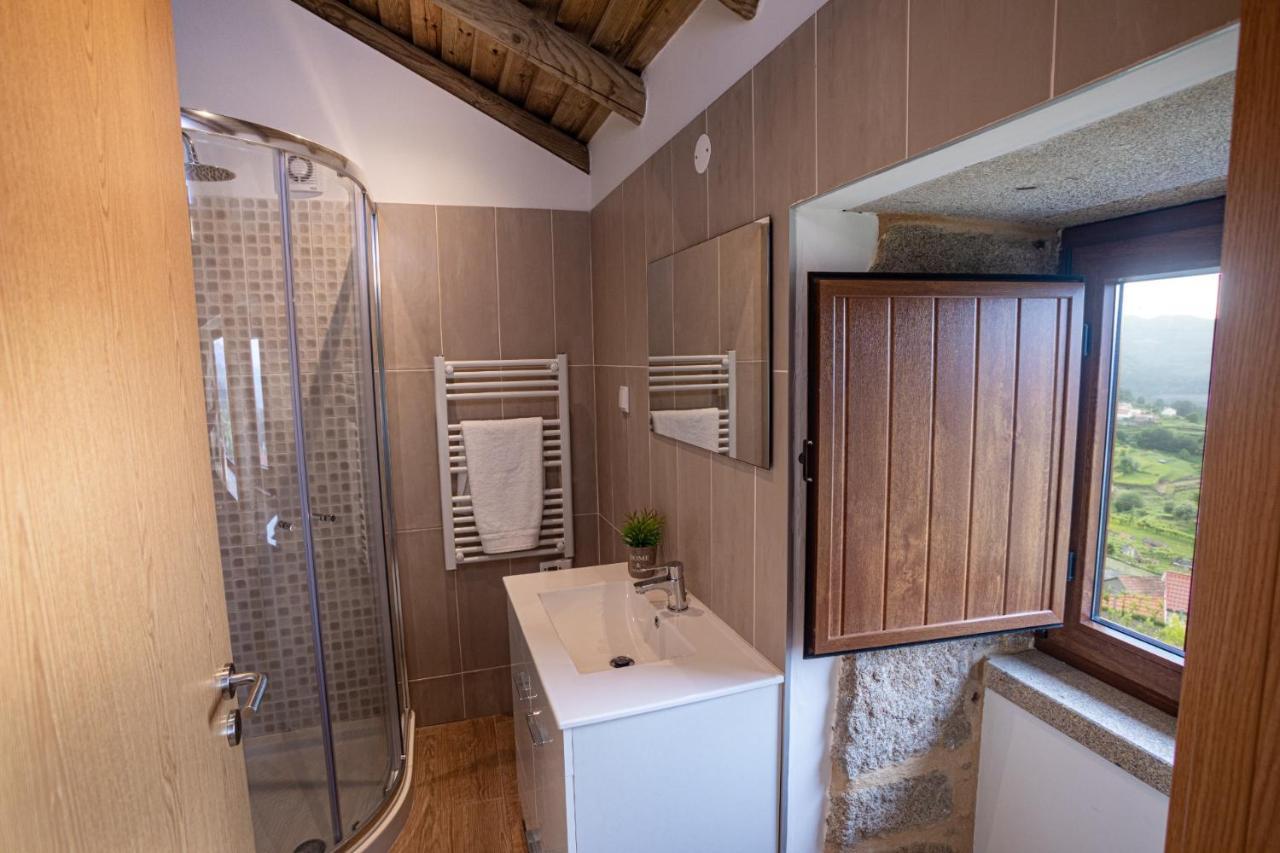 Chale Dos Penedos, Sossego E Piscina Privada Villa Moncao Ngoại thất bức ảnh